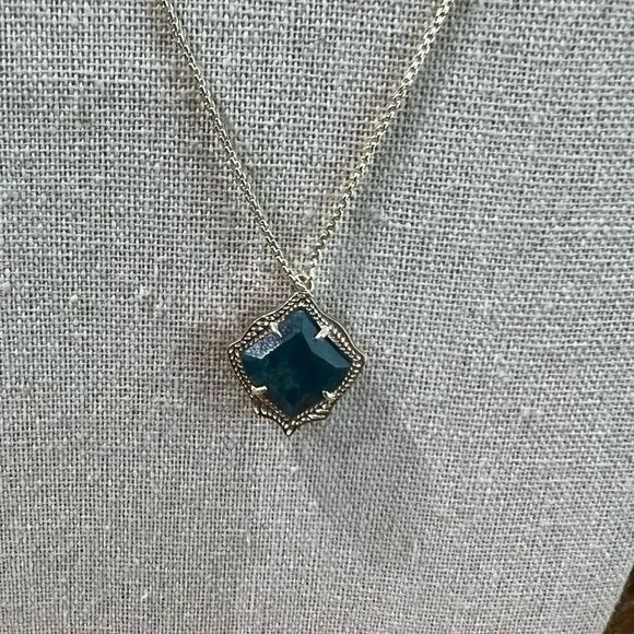 NWT Kendra Scott t Kacey Adjustable Length Pendant Necklace Gold & Aqua #KSNK - Picture 2 of 8